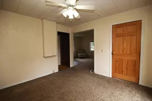 406 Spring St, Three Rivers, MI 49093 - Photo 11