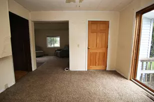 406 Spring St, Three Rivers, MI 49093 - Photo 9