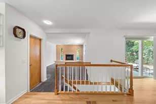 30906 Roycroft St, Livonia, MI 48154 - Photo 29