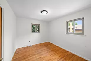 30906 Roycroft St, Livonia, MI 48154 - Photo 21