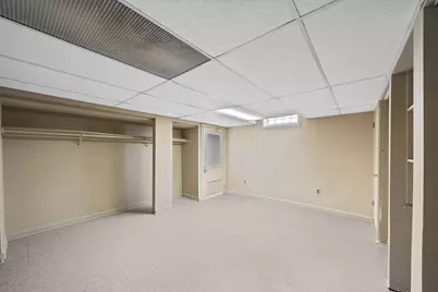 30906 Roycroft Street, Livonia, MI 48154 - Photo 37