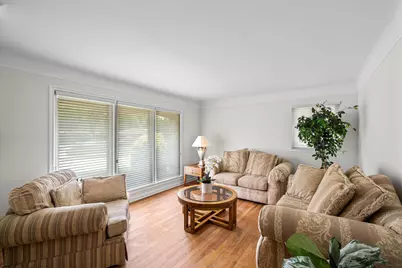 30906 Roycroft Street, Livonia, MI 48154 - Photo 5