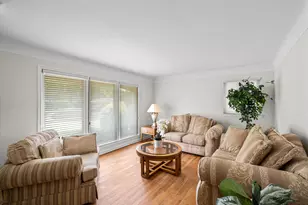 30906 Roycroft St, Livonia, MI 48154 - Photo 5