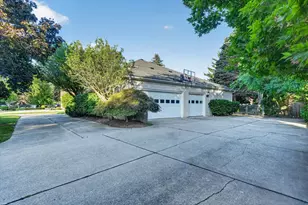38921 Santa Barbara St, Clinton Twp, MI 48036 - Photo 45