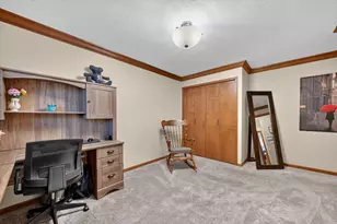 38921 Santa Barbara St, Clinton Twp, MI 48036 - Photo 23