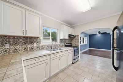 757 Glenwood Avenue, Jackson, MI 49203 - Photo 13