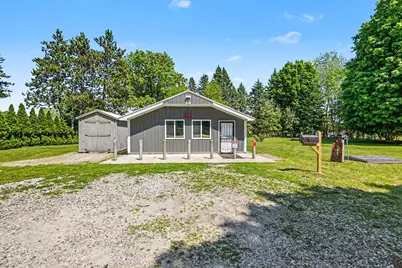 2811 S Sheridan Road, Stanton, MI 48888 - Photo 1