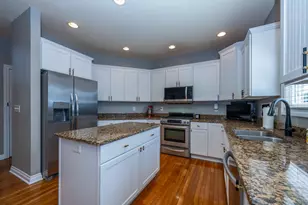 5901 Wabash Ln, Stevensville, MI 49127 - Photo 11