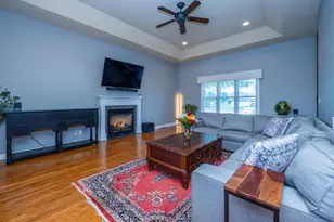 5901 Wabash Ln, Stevensville, MI 49127 - Photo 7