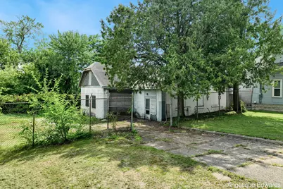 908 Sigsbee Street SE, Grand Rapids, MI 49506 - Photo 1