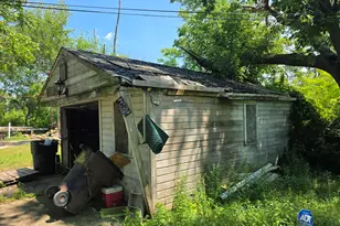13036 Filbert Ave, Detroit, MI 48205 - Photo 9