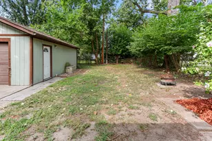 5841 N Walton St, Westland, MI 48185 - Photo 31