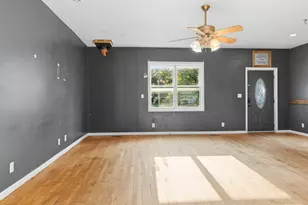 520 N Queen St, Nashville, MI 49073 - Photo 7