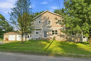 520 N Queen St, Nashville, MI 49073 - Photo 1