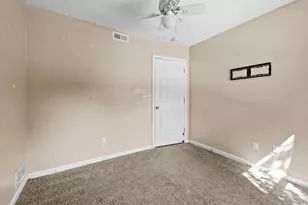 33967 Wadsworth St, Livonia, MI 48150 - Photo 29