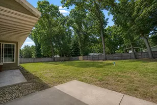 1109 Brian Dr, Muskegon, MI 49442 - Photo 19