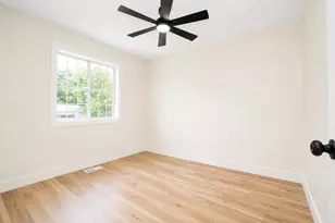 1109 Brian Dr, Muskegon, MI 49442 - Photo 13