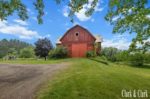 8727 N Amble Rd, Howard City, MI 49329 - Photo 21