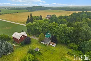 8727 N Amble Rd, Howard City, MI 49329 - Photo 27
