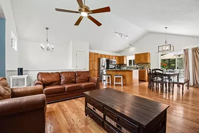 3539 Breton Valley Drive SE, Kentwood, MI 49512 - Photo 5