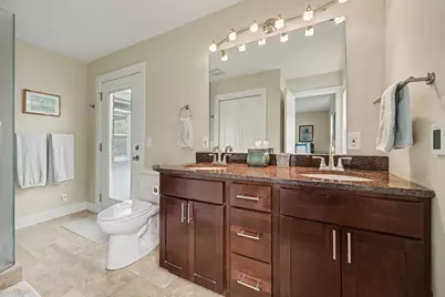 2559 Foster Avenue NE, Grand Rapids, MI 49505 - Photo 15