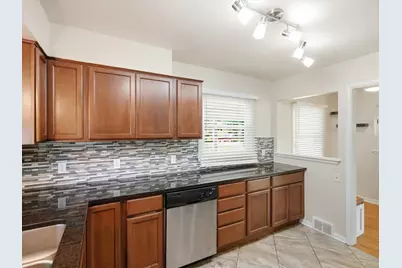 1181 Kay Parkway, Ann Arbor, MI 48103 - Photo 7
