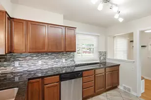 1181 Kay Pkwy, Ann Arbor, MI 48103 - Photo 7