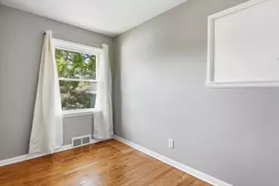 1181 Kay Pkwy, Ann Arbor, MI 48103 - Photo 15