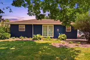 1181 Kay Pkwy, Ann Arbor, MI 48103 - Photo 3