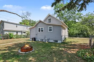 2067 Addison St, Muskegon, MI 49441 - Photo 33
