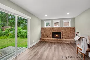 1107 Lancelot Dr, Muskegon, MI 49445 - Photo 15