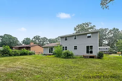 1107 Lancelot Drive, Muskegon, MI 49445 - Photo 5