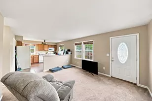 18799 Koester St, Riverview, MI 48193 - Photo 5