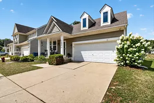 10415 Scarlet Oak Dr, Ypsilanti, MI 48198 - Photo 3