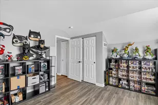 10415 Scarlet Oak Dr, Ypsilanti, MI 48198 - Photo 27
