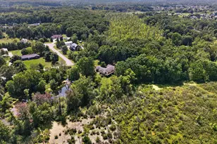 12311 Will Mill Dr, Milford, MI 48380 - Photo 3