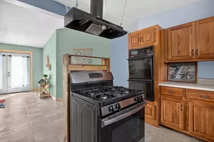 8991 N Meridian Rd, Pleasant Lake, MI 49272 - Photo 9