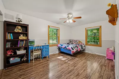 215 Wickenham Drive, Spring Arbor, MI 49283 - Photo 15