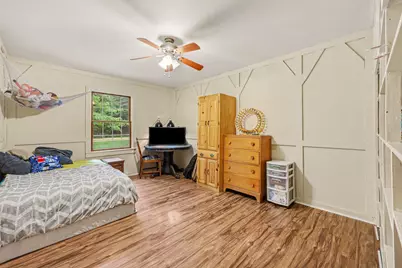 215 Wickenham Drive, Spring Arbor, MI 49283 - Photo 13