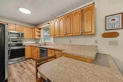215 Wickenham Drive, Spring Arbor, MI 49283 - Photo 19