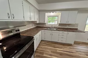 5165 Willette Ave, Kalamazoo, MI 49048 - Photo 7