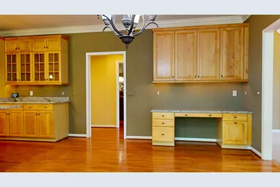 22279 Brockshire Street, Novi, MI 48375 - Photo 9