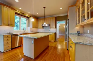 22279 Brockshire St, Novi, MI 48375 - Photo 7