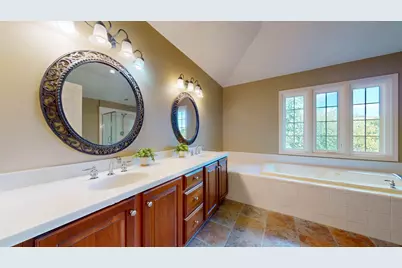 22279 Brockshire Street, Novi, MI 48375 - Photo 19