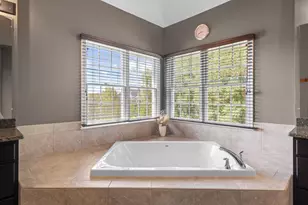 17629 Mystic Valley Ct, Northville, MI 48168 - Photo 35