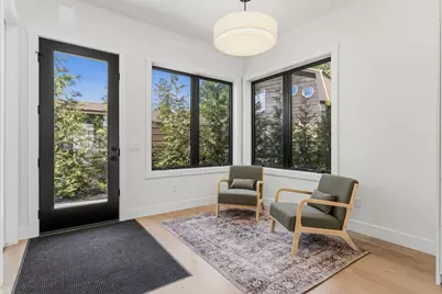 3 N Bailey Avenue #2, South Haven, MI 49090 - Photo 5