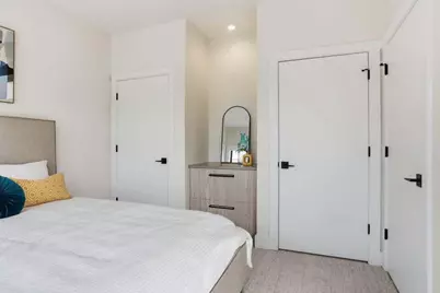 3 N Bailey Avenue #2, South Haven, MI 49090 - Photo 27