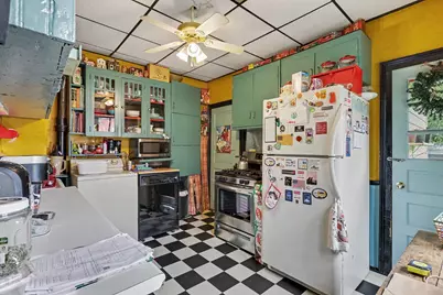 109 S Division Street, Whitehall, MI 49461 - Photo 11
