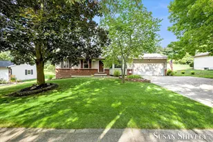 2659 Bryanwood Dr NW, Grand Rapids, MI 49544 - Photo 5