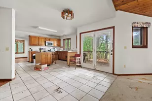9856 Oak Forest Cir, Kalamazoo, MI 49009 - Photo 13